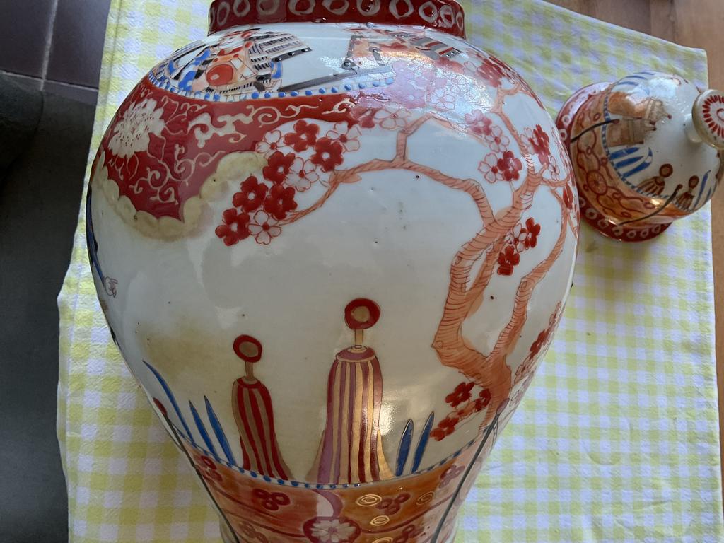 Antieke Japanse Satsuma Vaas met Samurai Decoratie, Ophalen of Verzenden