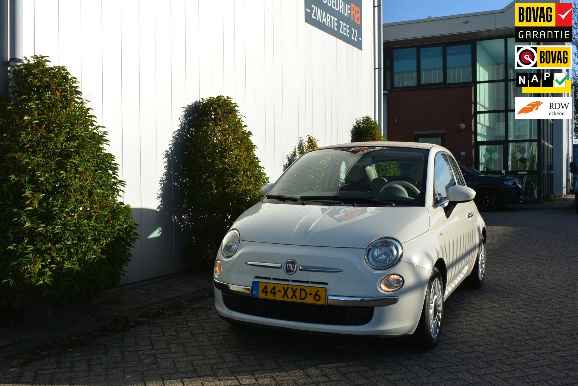 Fiat 500 C 0.9 TwinAir Turbo Lounge Cabrio, Auto's, Euro 5, 86 pk, Gebruikt, 31 €/maand