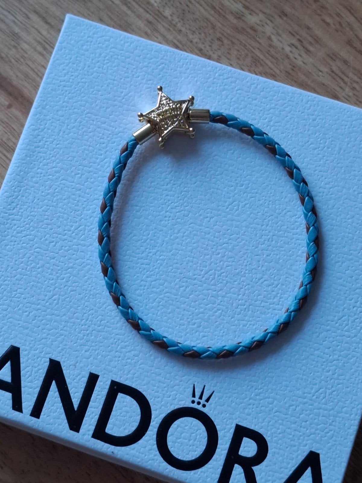 Pandora Disney Pixar Toy Story Sheriff Ster Armband, Ophalen of Verzenden, Zo goed als nieuw, Overige kleuren, Leer