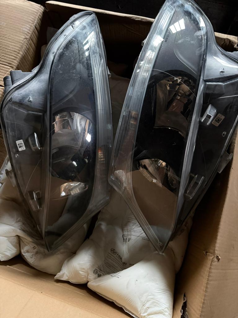 Koplampen passend op Mercedes Vito 2014 - 2023 * W447, Ophalen