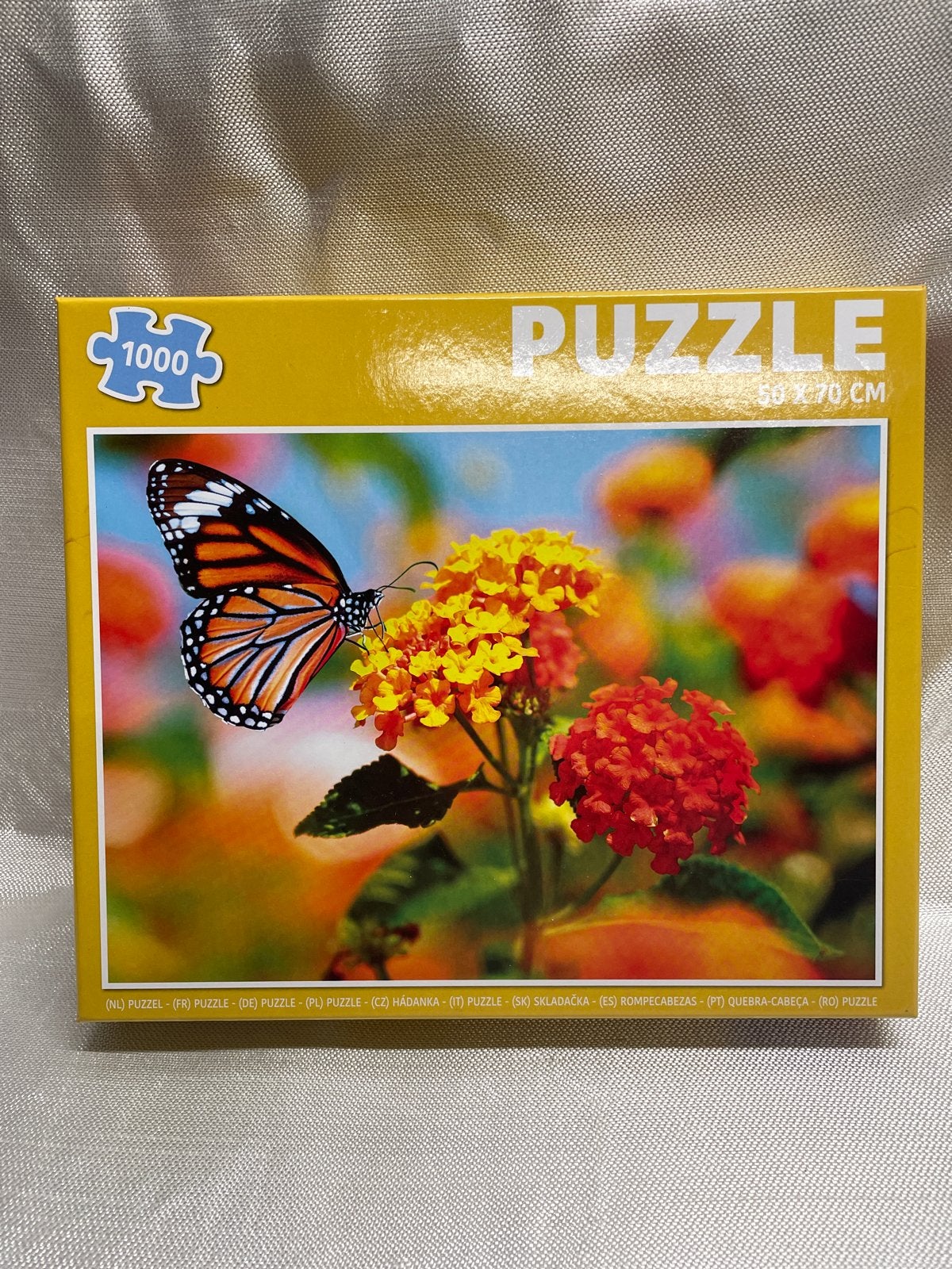 Legpuzzel 1000 stukjes - Vlinder op bloemen 50x70cm, Ophalen, 500 t/m 1500 stukjes, Zo goed als nieuw, Legpuzzel