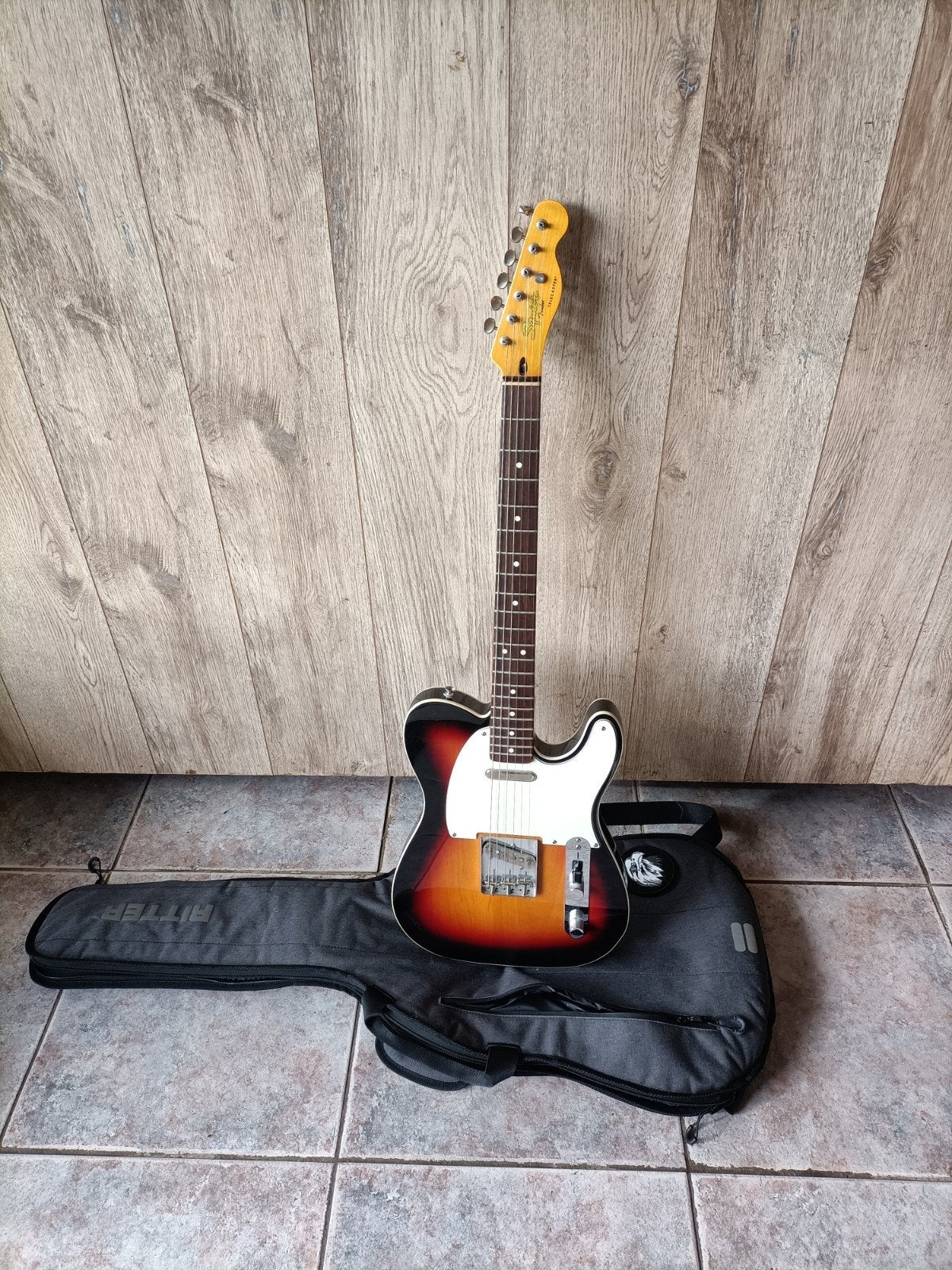 Squier Classic Vibe Telecaster - Zo goed als nieuw met hoes, Ophalen of Verzenden, Zo goed als nieuw, Overige typen, Met koffer