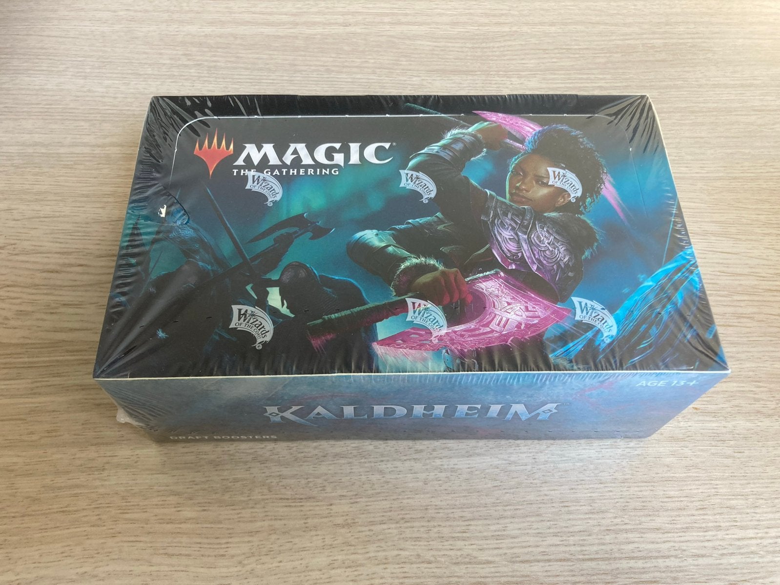 Kaldheim Draft Boosterbox - Sealed English, Ophalen of Verzenden, Zo goed als nieuw, Boosterbox