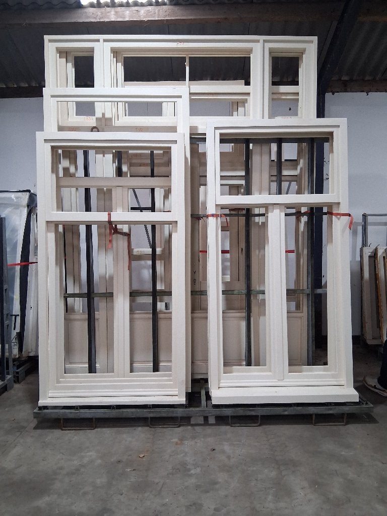 Nieuw XL raamkozijnen  bezorge factuur mogelijk, 75 tot 150 cm, Raamkozijn, Ophalen of Verzenden, Zo goed als nieuw