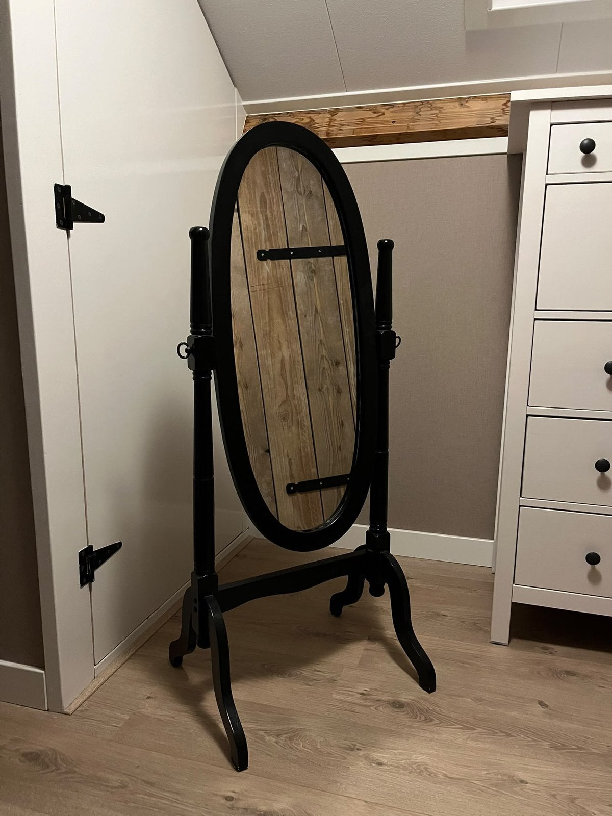 Te koop mooie zwarte passpiegel, Huis en Inrichting, Ophalen, Minder dan 50 cm, Gebruikt, 100 tot 150 cm