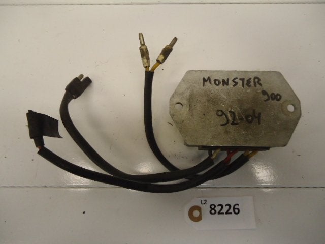 Monster 900 1992 - 2004 Ducati Spanningsregelaar D1-30943