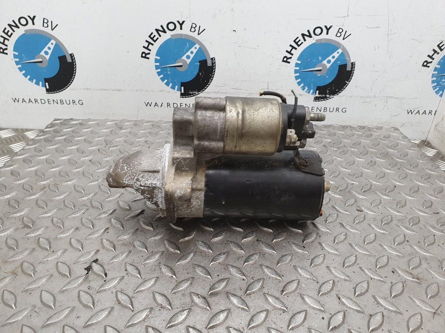 BMW 3 SERIES 318i Executive STARTMOTOR 2002, Gebruikt, -, -, Ophalen of Verzenden