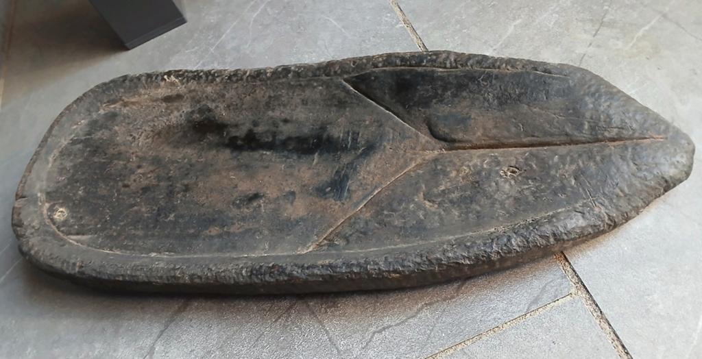 Landelijk bajot, gekocht bij Frieda Dorresteijn, Huis en Inrichting, Ophalen of Verzenden, Zo goed als nieuw, Bruin, Hout