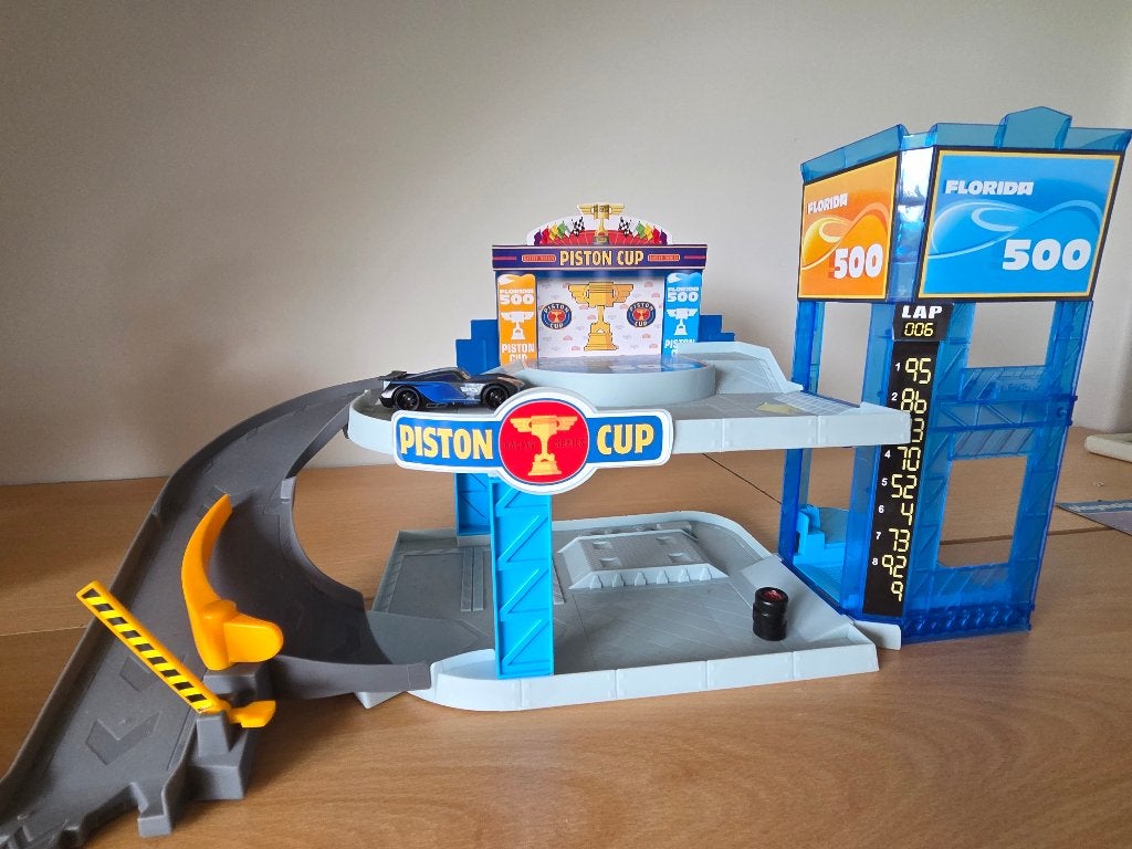 speelgoed autogarage, Kinderen en Baby's, Speelgoed | Speelgoedvoertuigen, Ophalen, Gebruikt