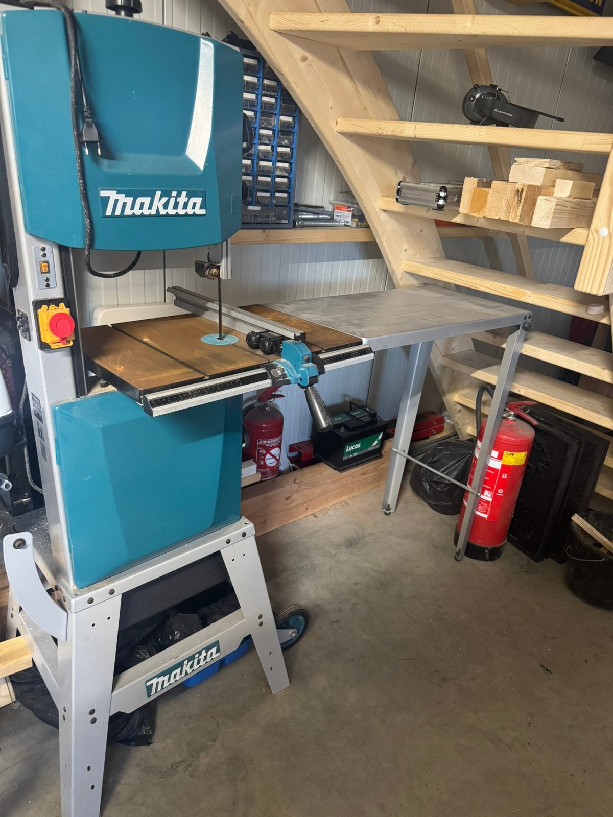 Makita lintzaagmachine, Ophalen, 70 mm of meer, 600 tot 1200 watt, Zo goed als nieuw