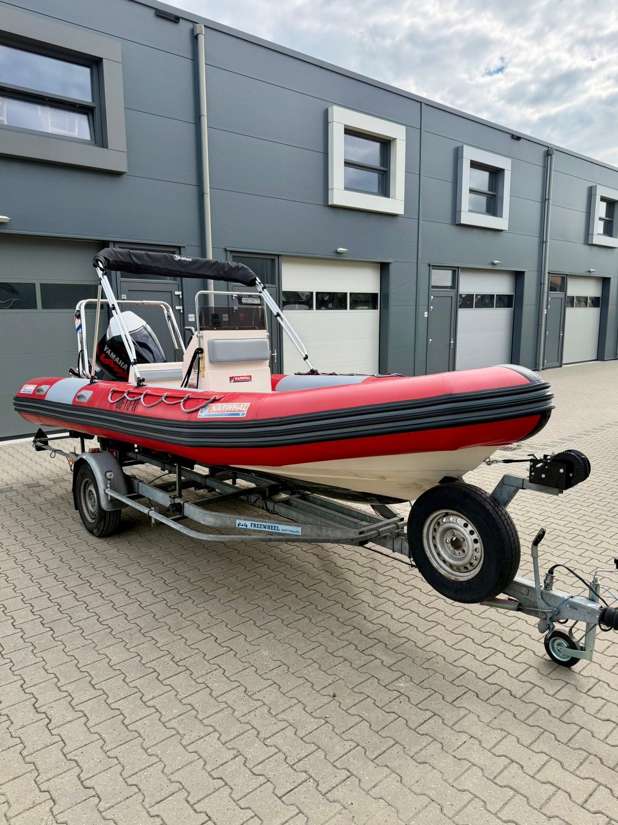 Narwhal SP-580 RIB | Yamaha VMAX 150 PK dubb prop | Trailer, Ophalen, Zonnedek, Avenida Principal s/n 36475 Porrino Spain, PVC