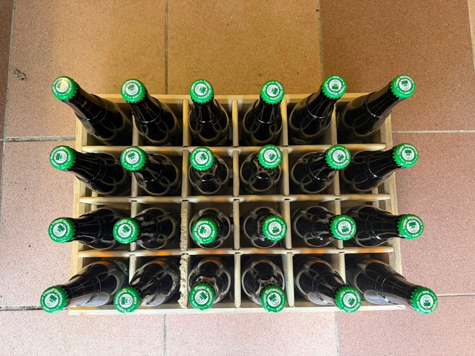 Westvleteren Blond - 24 flesjes in originele bak, Verzamelen, Biermerken, Ophalen of Verzenden, Nieuw