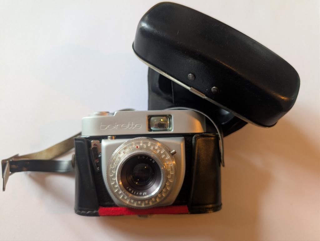 Beirette camera met originele hoes, Audio, Tv en Foto, Fotocamera's Analoog, Ophalen of Verzenden, Gebruikt, Compact, Overige Merken