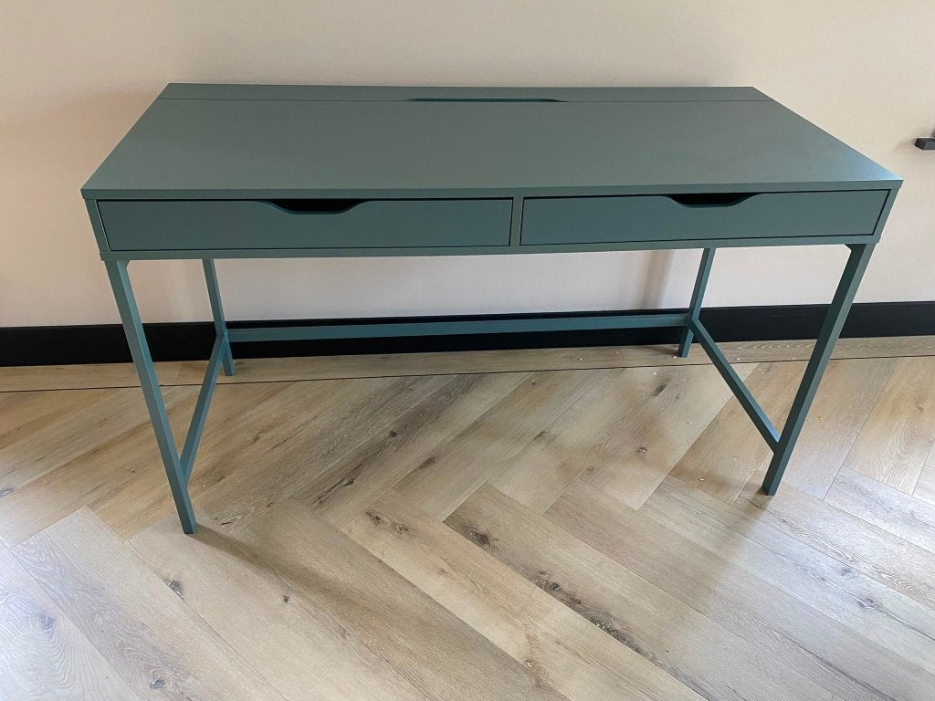 Micke IKEA bureau met twee lades, Ophalen, Groen, Gebruikt, Spaanplaat of MDF