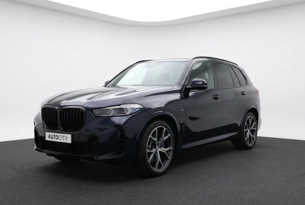 BMW X5 xDrive50e M Sport Launch VOL! Pano | Bowers&Wilkins |, Auto's, Gebruikt, Blauw, 2420 kg, 26 kWh