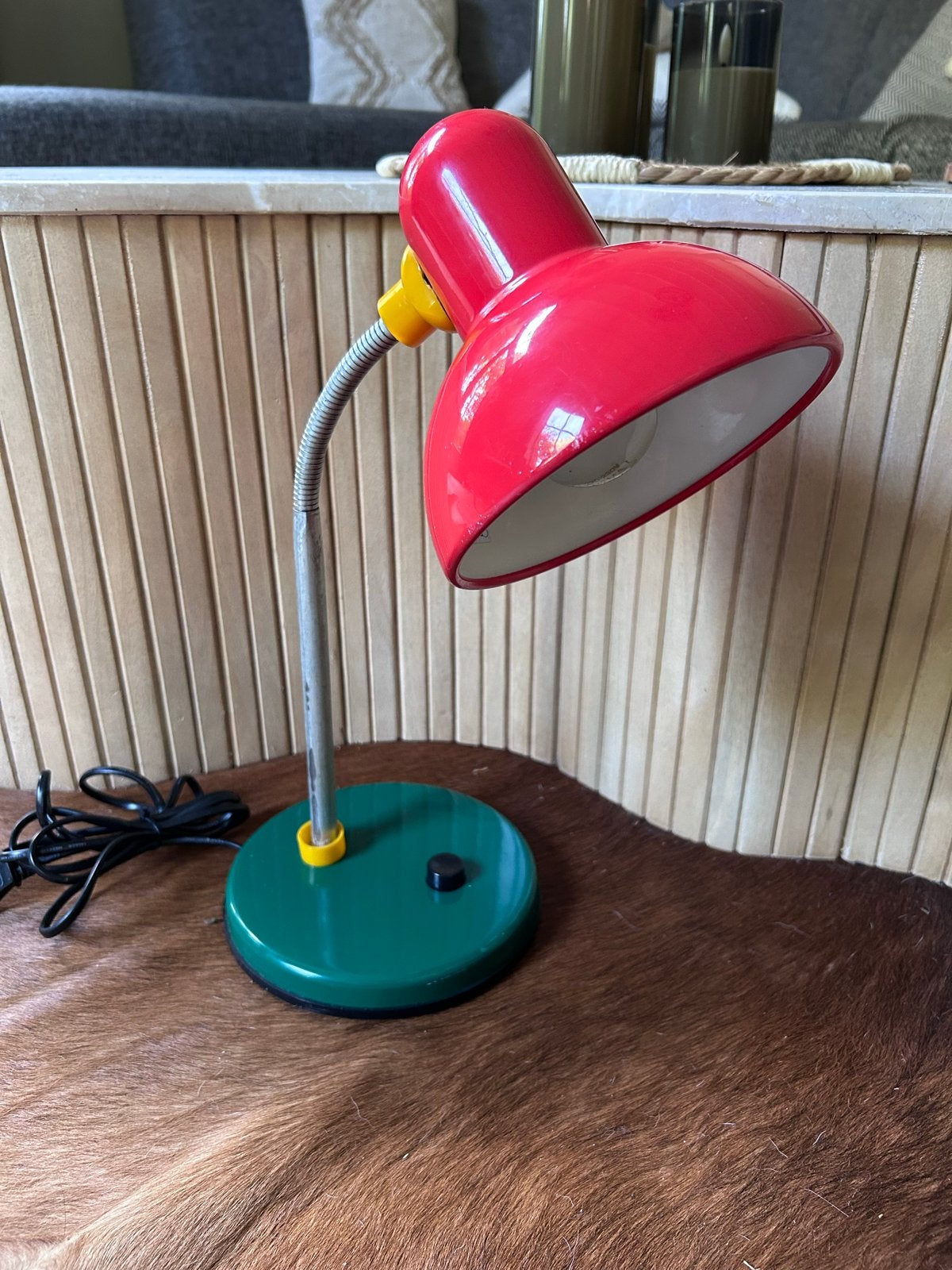 Vintage bureaulamp Euro Lite, rood/groen, Huis en Inrichting, Gebruikt, Overige merken, Vintage, Meerkleurig