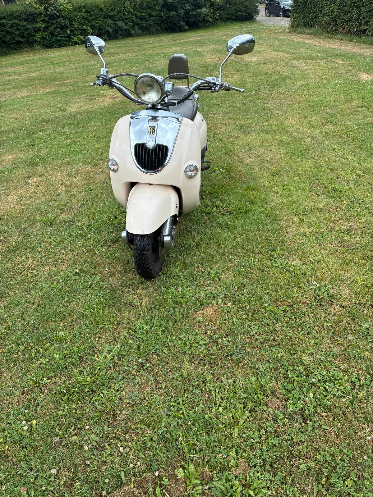 Grande Retro Scooter - Crème Kleur, Ophalen of Verzenden, Gebruikt, Overige typen, Overige merken