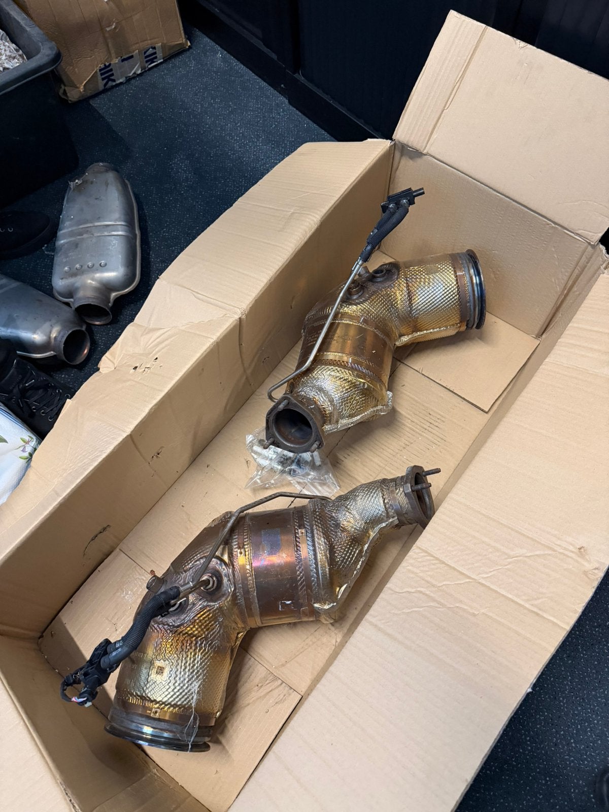 RS6 originele downpipes met katalysatoren/OPF (roetfilters), Ophalen, Audi