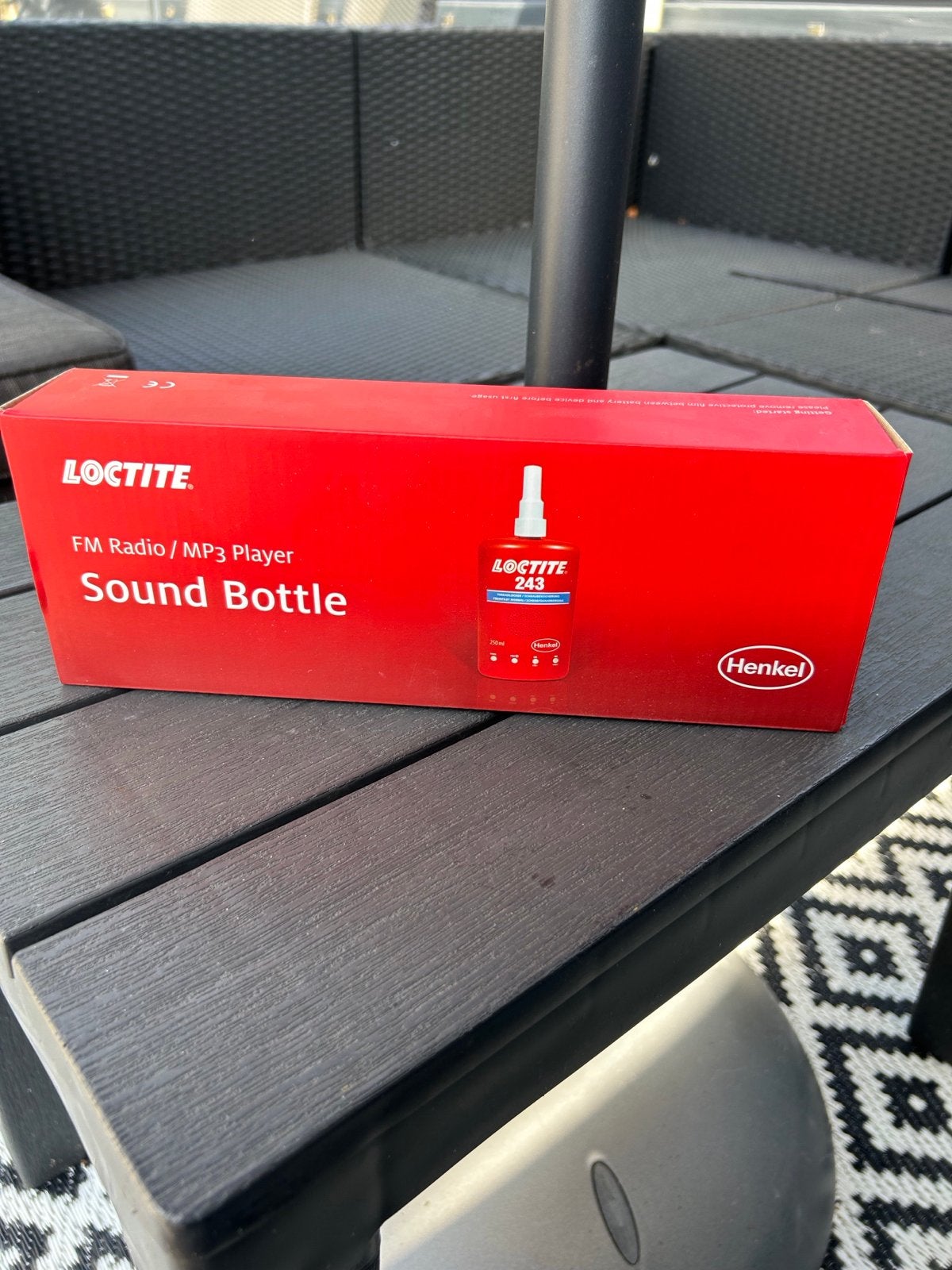 Loctite Sound Bottle FM Radio / MP3 Speler - Nieuw, Ophalen, Nieuw, Radio