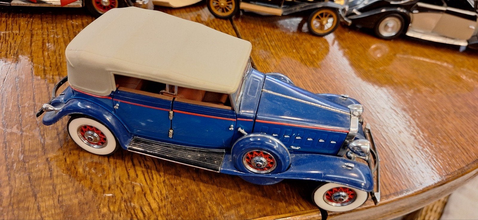 Franklin Mint Cadillac V-16 Phaeton 1932 Schaalmodel 1:24, Ophalen, Zo goed als nieuw, Overige merken