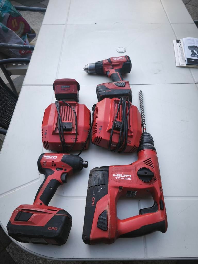 Hilti, Overige typen, Ophalen of Verzenden, Variabele snelheid, Gebruikt