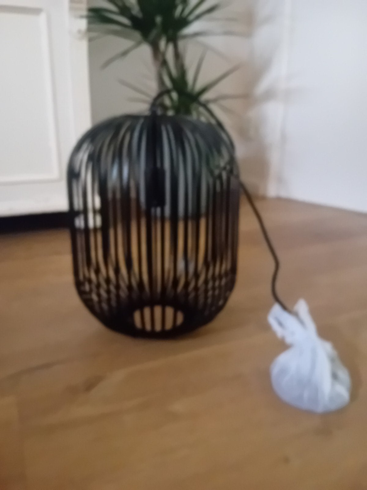 Moderne zwarte hanglamp - nieuw, Ophalen, Nieuw, E27 (groot), Metaal