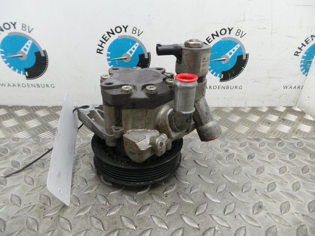 BMW 3 SERIES 330I HIGH EXE STUURPOMP 2006, Ophalen of Verzenden, Gebruikt, Stiba lid