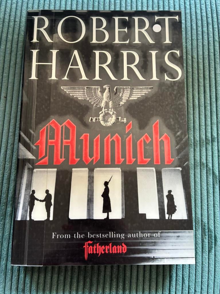 Munich - Robert Harris, Boeken, Literatuur, Gelezen, Ophalen