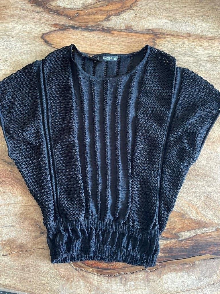 Zwarte top met bijzonder gebreid motief MANGO maat S, Maat 38/40 (M), Mango, Zwart, Ophalen of Verzenden