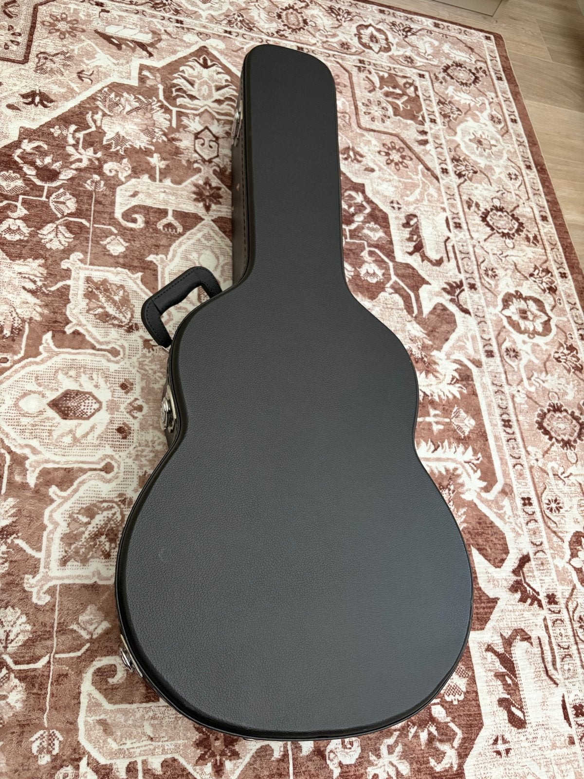 Ashton Klassieke Gitaarkoffer - Perfecte Staat, Muziek en Instrumenten, Behuizingen en Koffers, Ophalen, Zo goed als nieuw, Akoestische gitaar