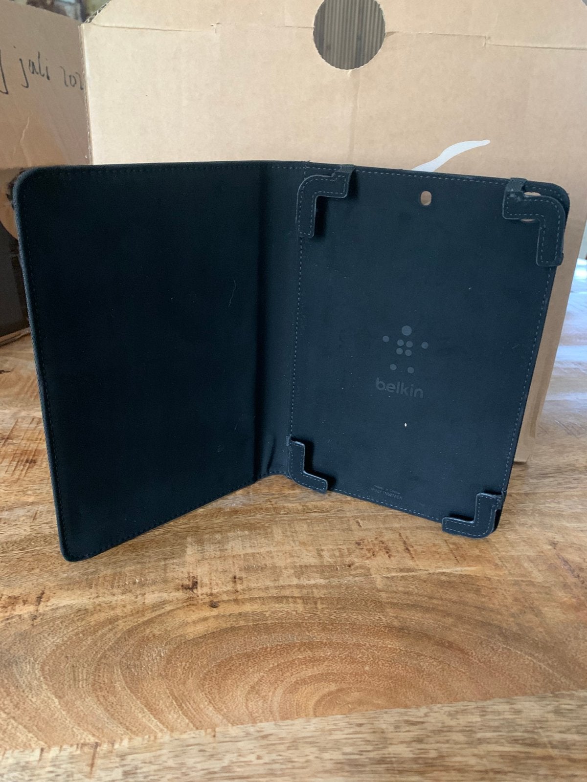 Foto 4 van Nieuwe tablethoes geschikt voor ipad mini 6/7 van Belkin
