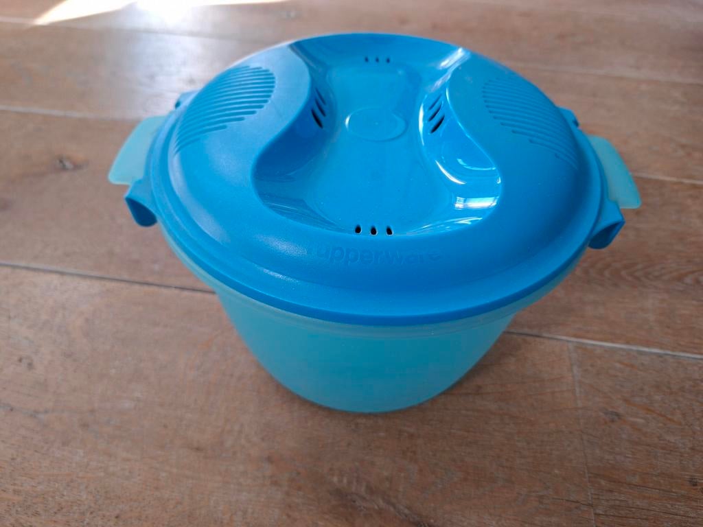 Tupperware Rijstkoker voor Magnetron - Blauw/Groen, Huis en Inrichting, Ophalen of Verzenden, Gebruikt, Groen, Schaal