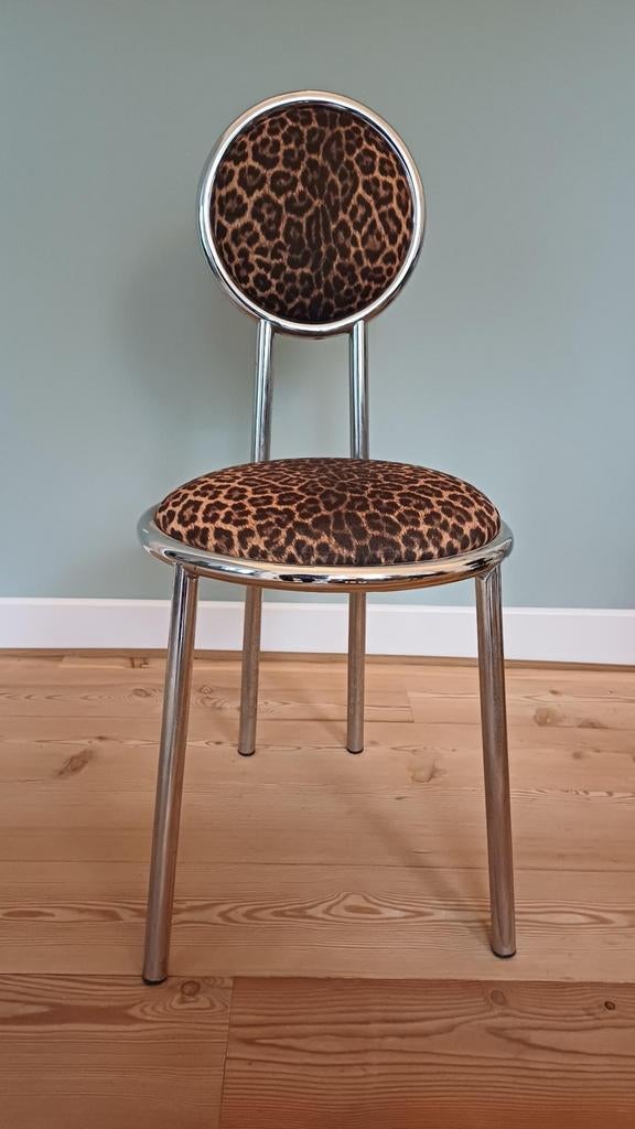 Vintage stoeltje ‘60 in panter print, Huis en Inrichting, Stoelen, Ophalen, Zo goed als nieuw, Eén