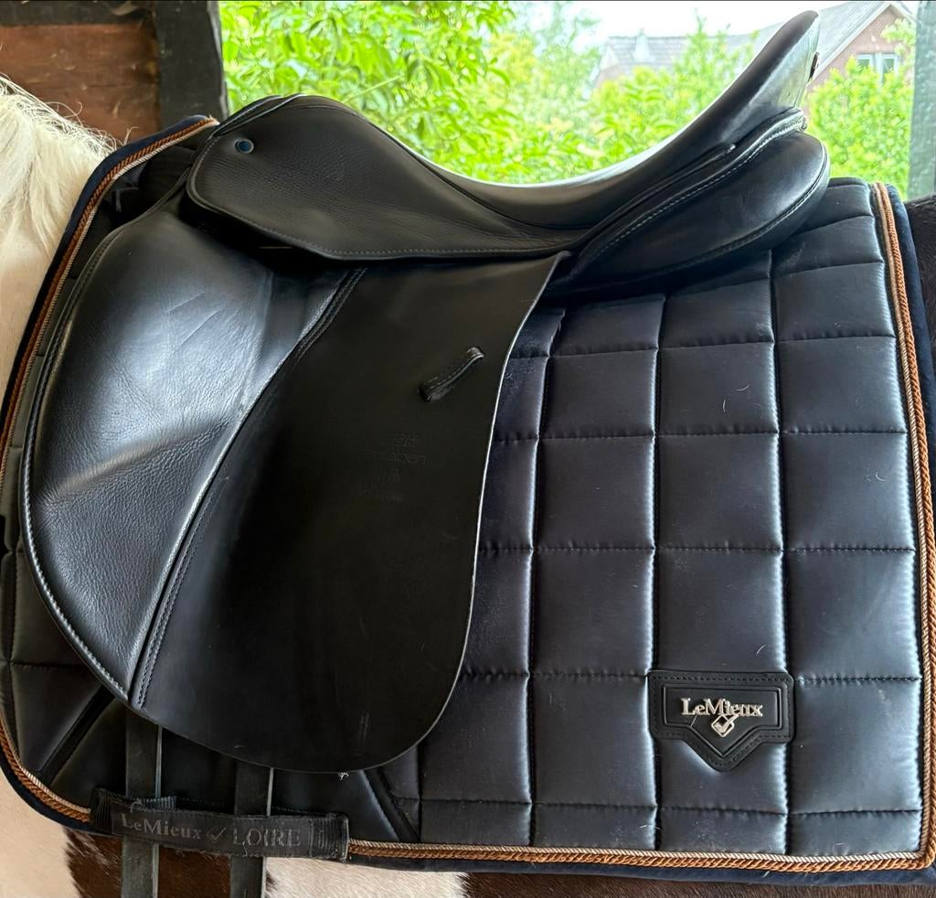 stubben 17,5 dressuurzadel Merlin lX-Dream wijde boom., Ophalen of Verzenden, Zo goed als nieuw, Dressuur