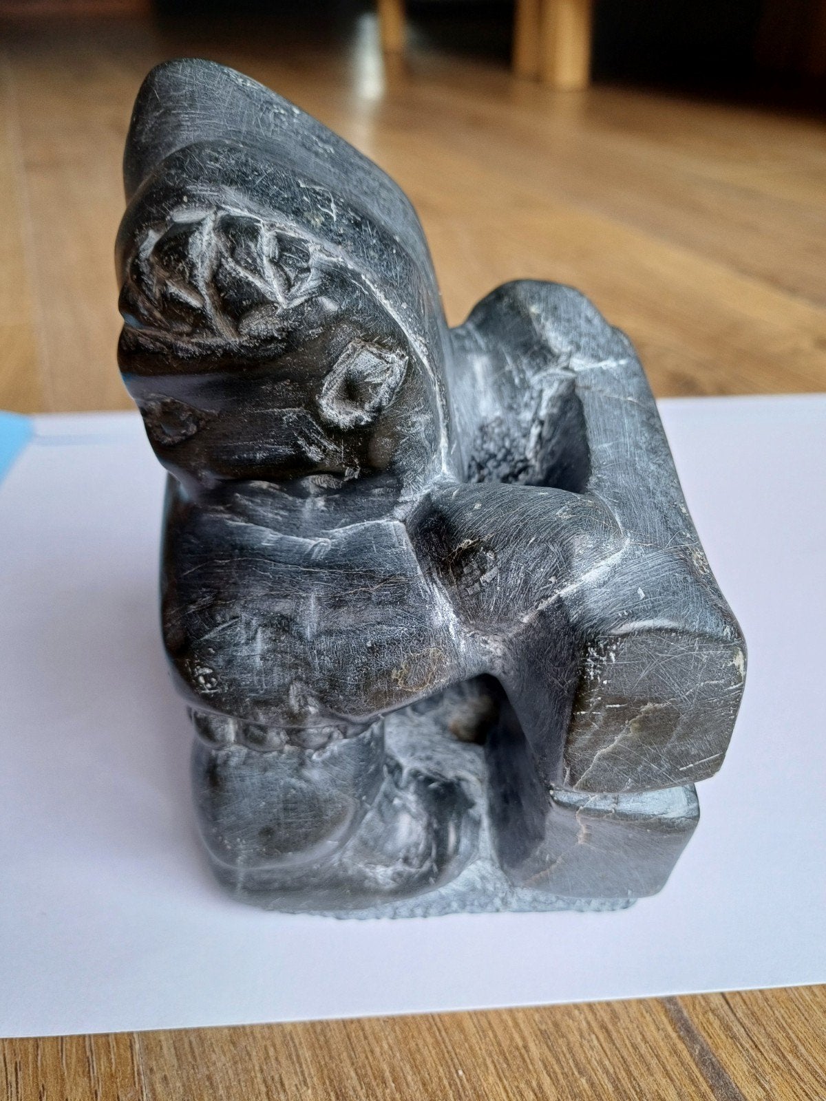Vintage Eskimo art Inuit uitgehouwen beeld, Ophalen of Verzenden, Noord-Amerika, Steen of Keramiek