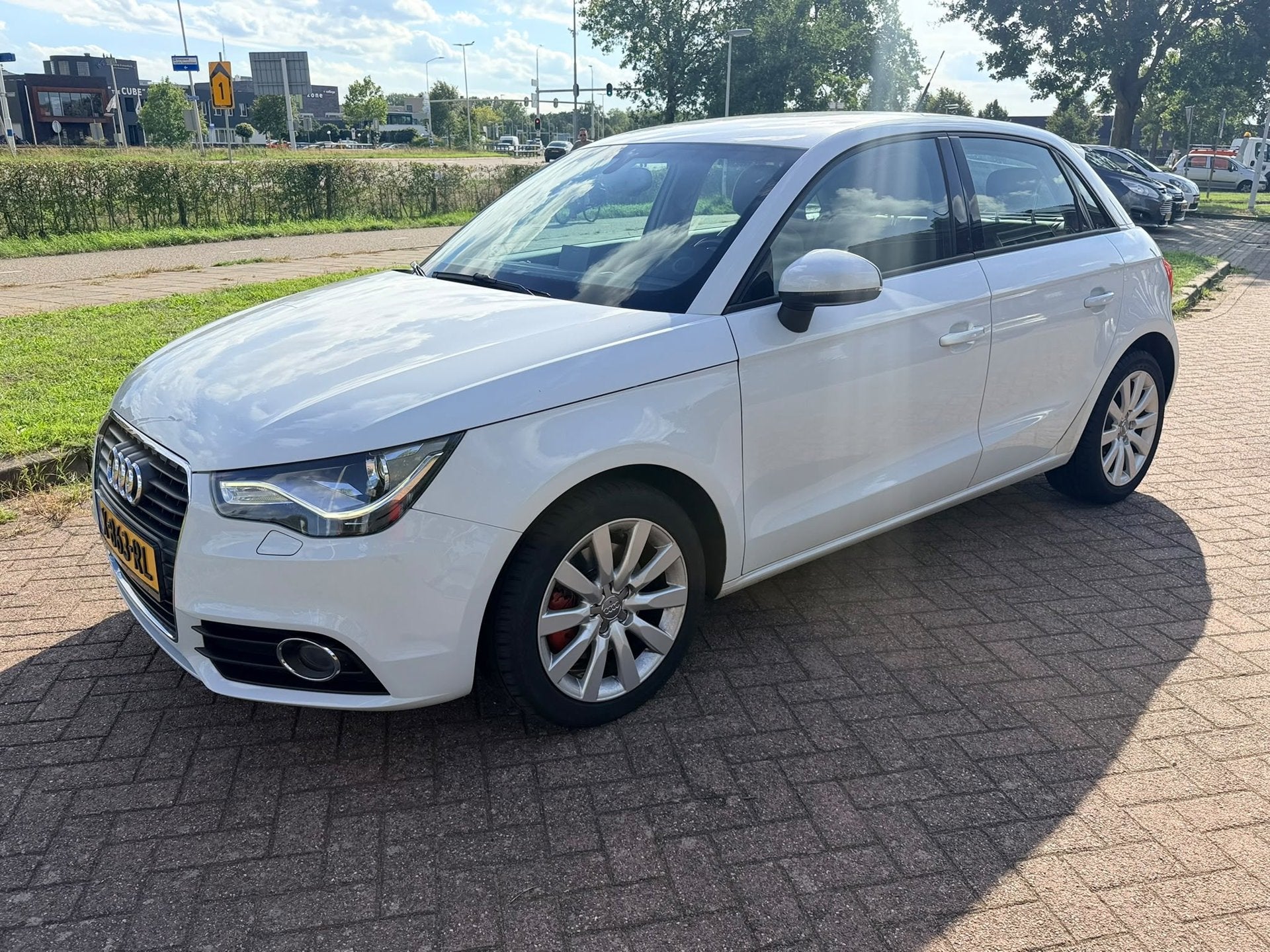 Audi A1 Sportback 1.4 TFSI Ambition Pro Line-AUTOMAAT-km wei, Auto's, Euro 5, 4 cilinders, 4 stoelen, 610 kg