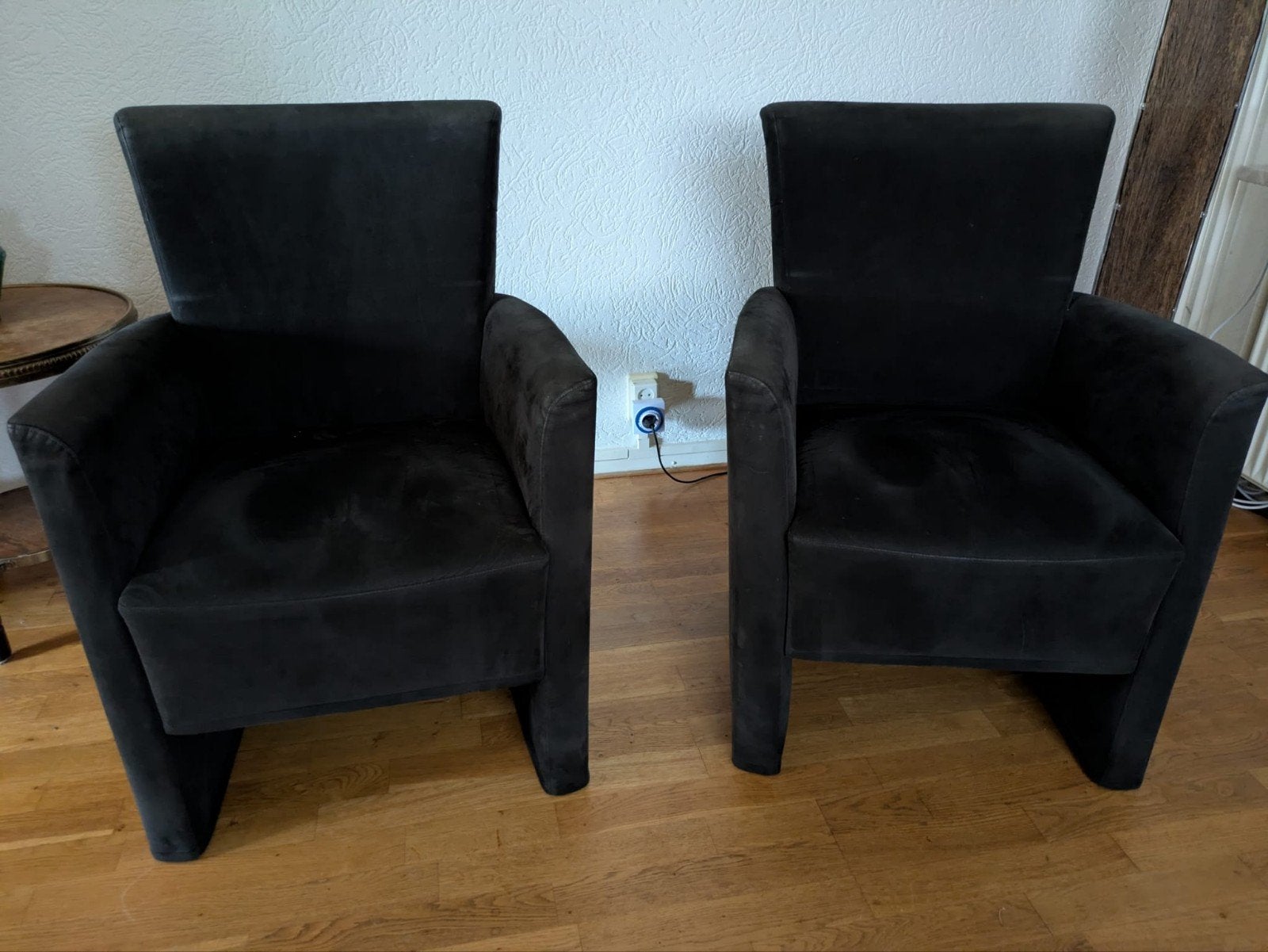 Twee GRATIS zwarte fauteuils, Huis en Inrichting, Ophalen, Minder dan 75 cm, 50 tot 75 cm