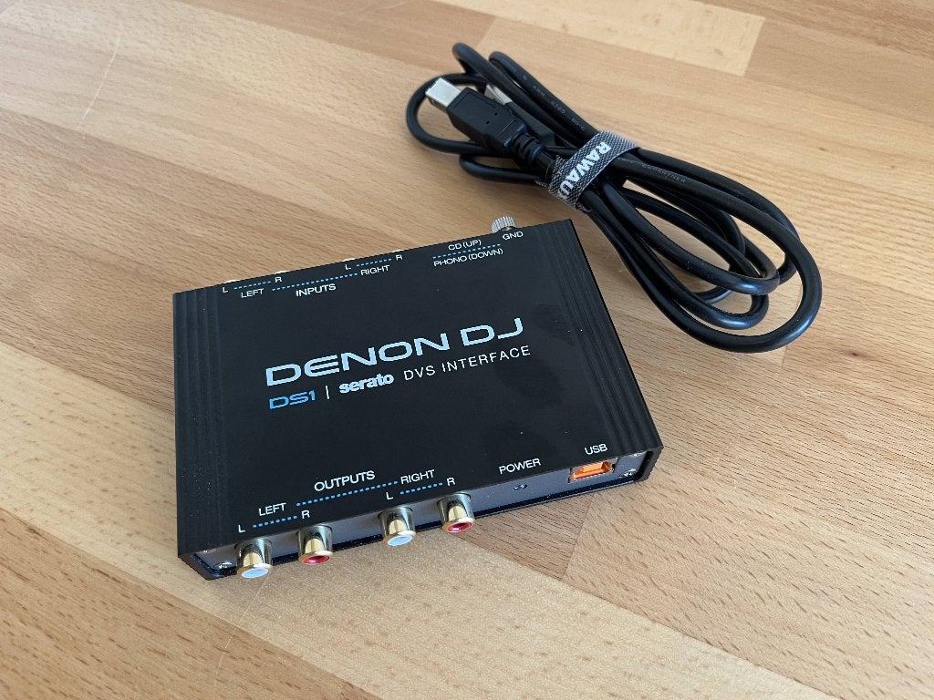 Denon DJ DS1 Serato DVS interface / audio interface, Muziek en Instrumenten, Dj-sets en Draaitafels, Zo goed als nieuw, Dj-set