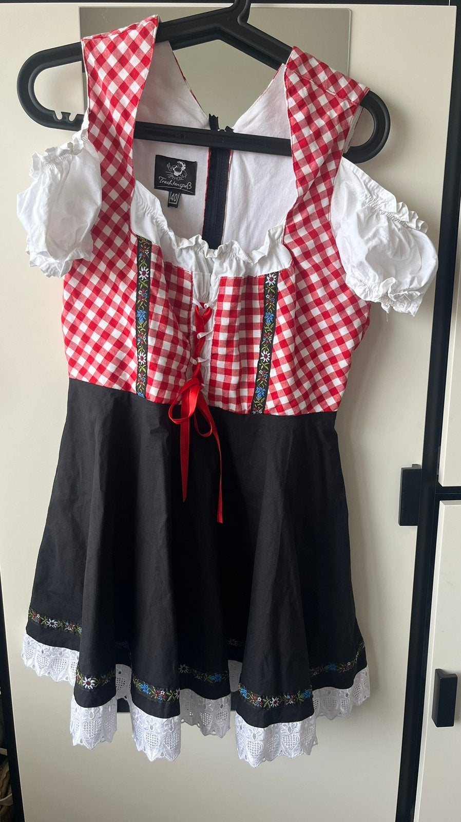 Dirndl, Ophalen of Verzenden, Zo goed als nieuw, Maat 38/40 (M), Overige thema's