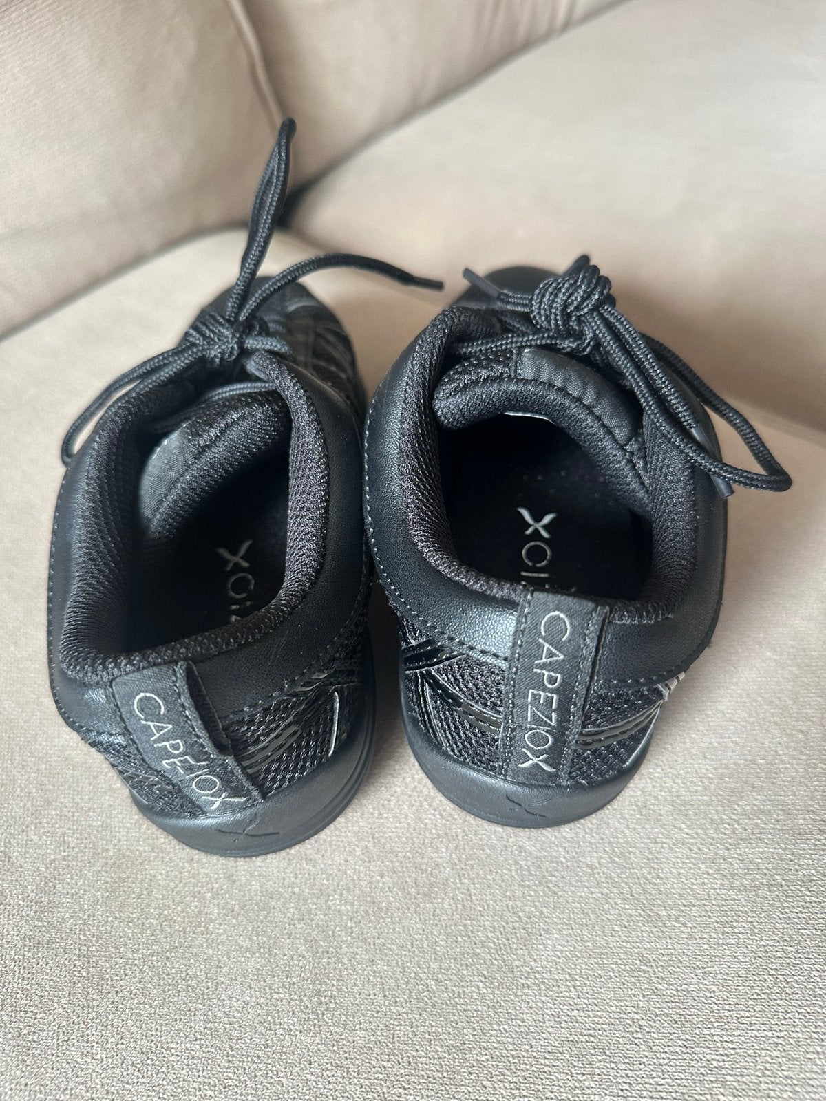 Capezio dansschoenen maat 36 - Zo goed als nieuw!, Ophalen, Zo goed als nieuw, Schoenen