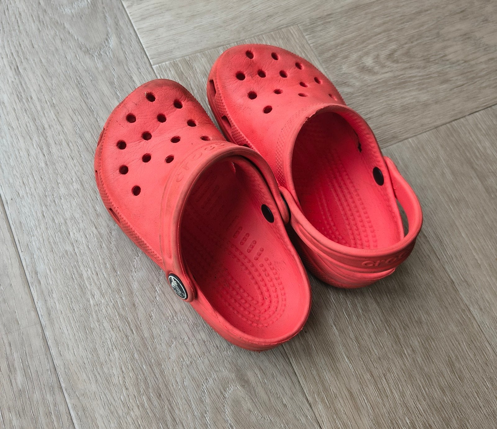 Crocs Classic Clogs - Koraalrood - Maat 25, Ophalen of Verzenden, Gebruikt, Jongen of Meisje
