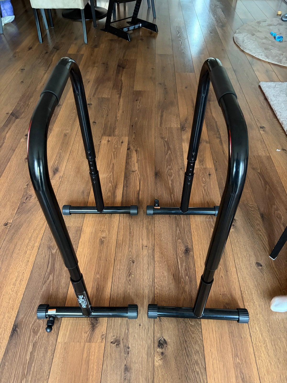 RELIFE Dip Bars - Verstelbare Push-up Steunen, Ophalen, Zo goed als nieuw, Armen, Oprekstang