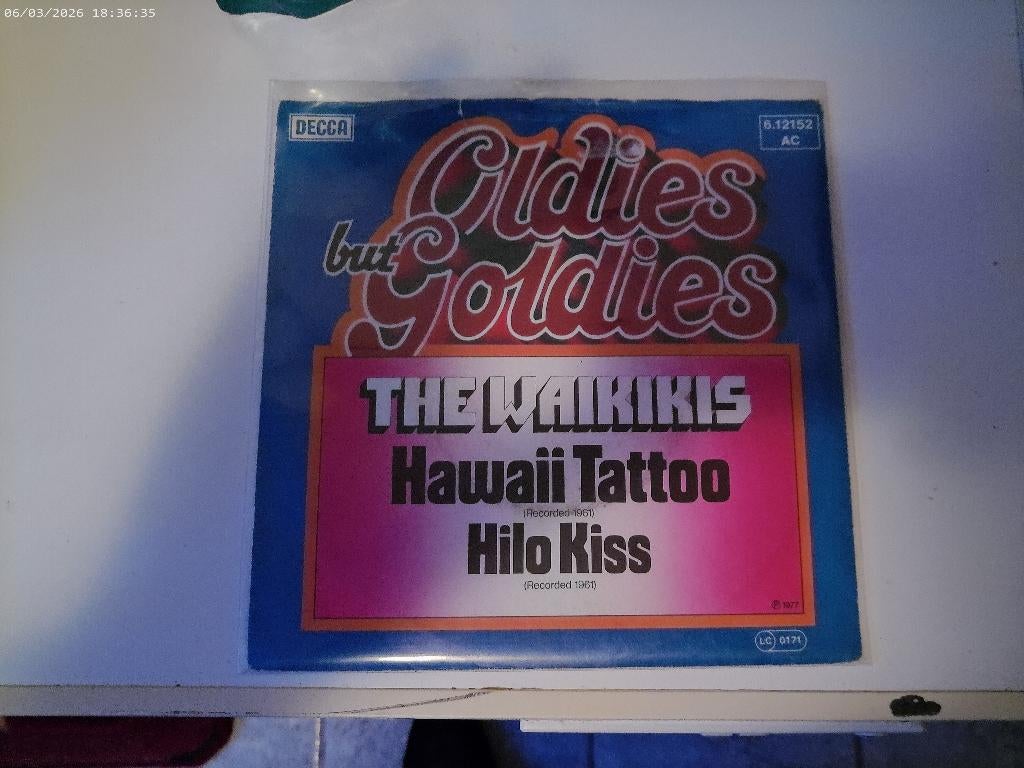 The Waikikis - Hawaii Tattoo / hilo kiss   ( Oldies ), Cd's en Dvd's, Vinyl Singles, Gebruikt, 7 inch, Single, Ophalen of Verzenden