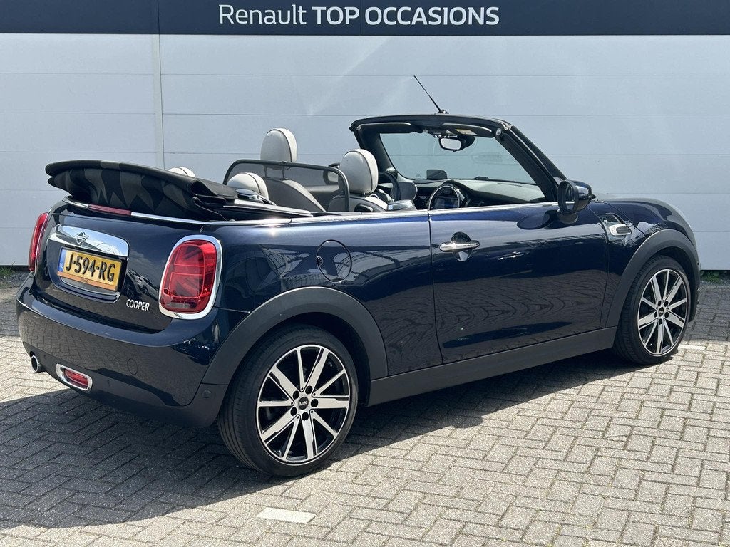 MINI Cabrio 1.5 Cooper Sidewalk Edition | Automaat | Leder |, Auto's, Mini, 136 pk, Gebruikt, Bedrijf, 1240 kg