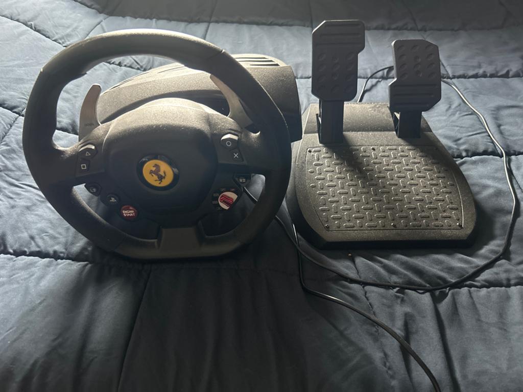 Ferrari game stuur, Computers en Software, Joysticks, Ophalen of Verzenden, Zo goed als nieuw