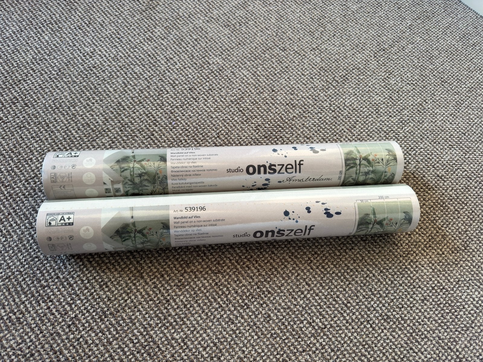 Studio Onszelf - Twee rollen jungel behang, Blauw, Ophalen of Verzenden, Vliesbehang, Dieren