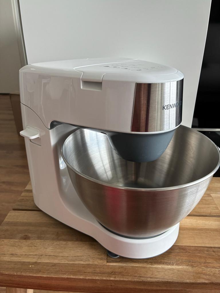 Kenwood Keukenmachine met accessoires, Witgoed en Apparatuur, Keukenmixers, Gebruikt, 3 snelheden of meer, Ophalen of Verzenden