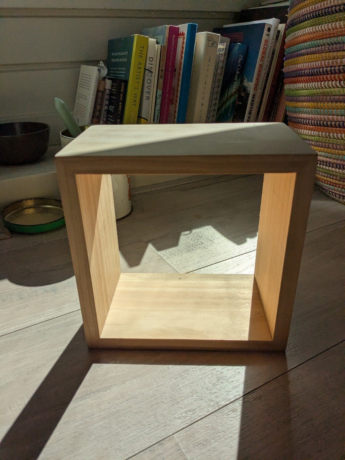 Gratis: set van 3 houten wandkubussen - Decoratieve planken, Huis en Inrichting, Ophalen, Zo goed als nieuw