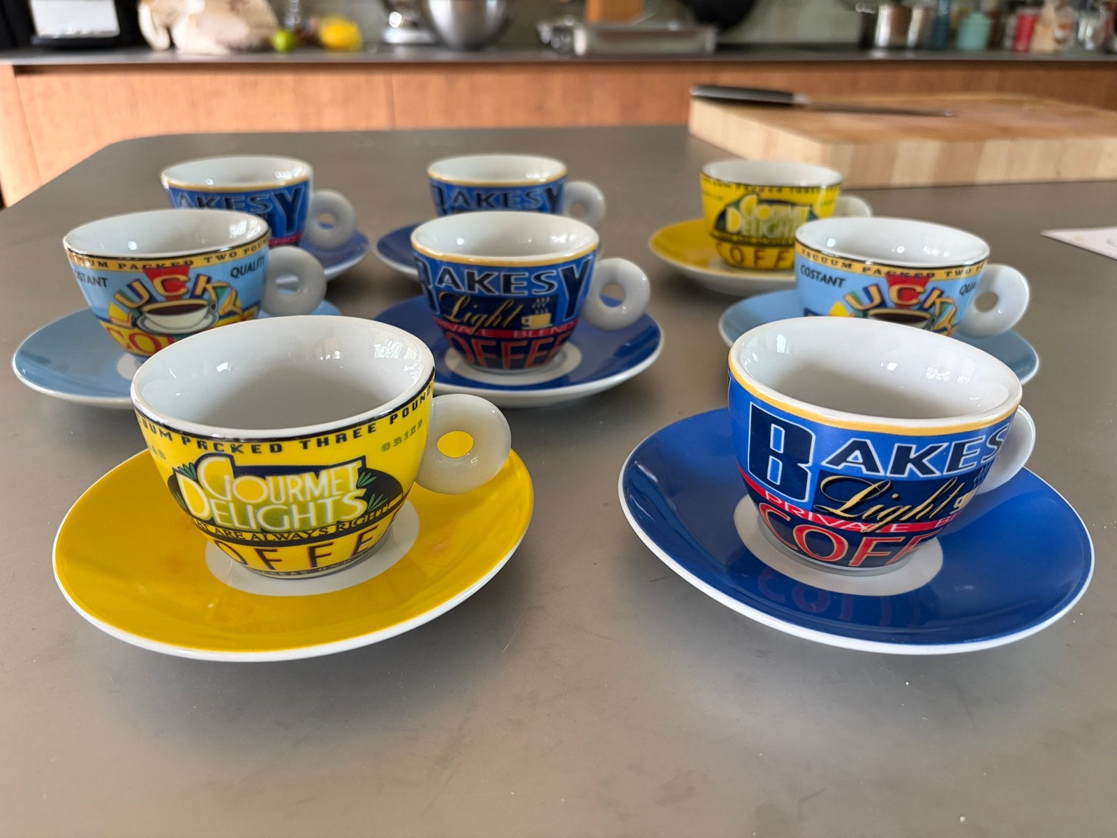 Gratis - set van 8 koffiekopjes, Ophalen