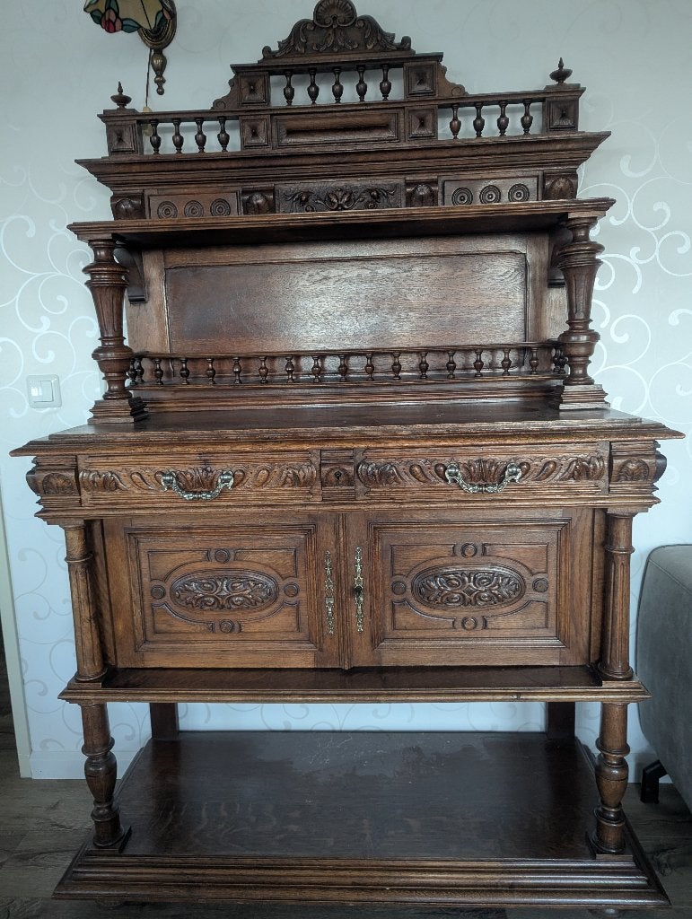 Antiek dressoir/buffetkast met houtsnijwerk, Ophalen, Gebruikt, 200 cm of meer, Antiek, Klassiek, Barok